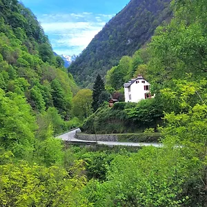 Les Ruisseaux , Cauterets Frankrijk